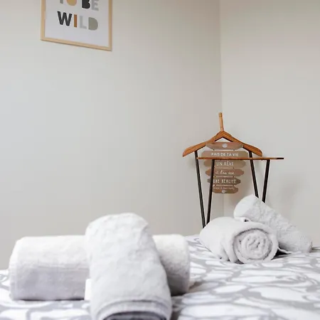 Appartement Entier *au Pied De La Gare* *